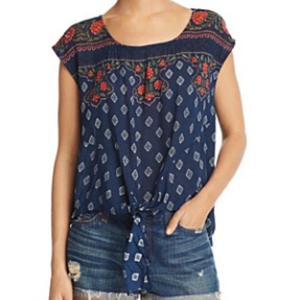 Bloomingdales AQUA Floral Tie-front Top Navy -Medium (M) red/white/blue
